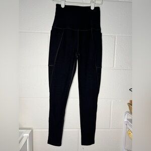 Beyond Yoga XS leggings with side pockets